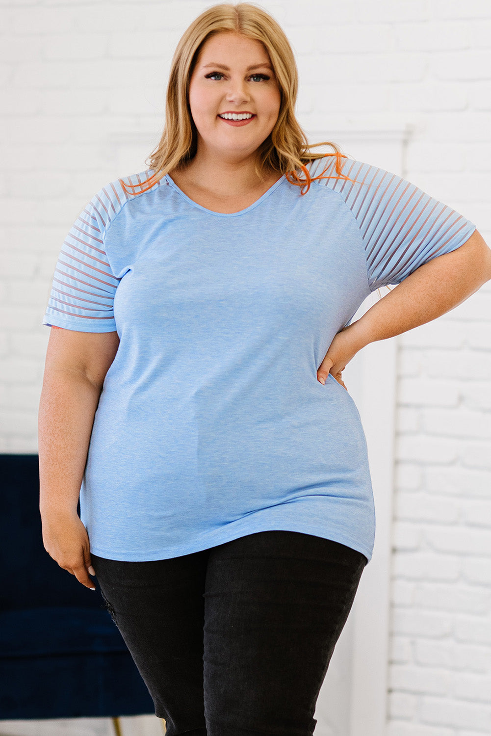 V-Neck Raglan Sleeve Tee